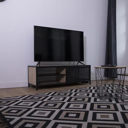 Apartamento Triplex 110 M2 Centre Historique Avec Jacuzzi Dinan Exterior foto
