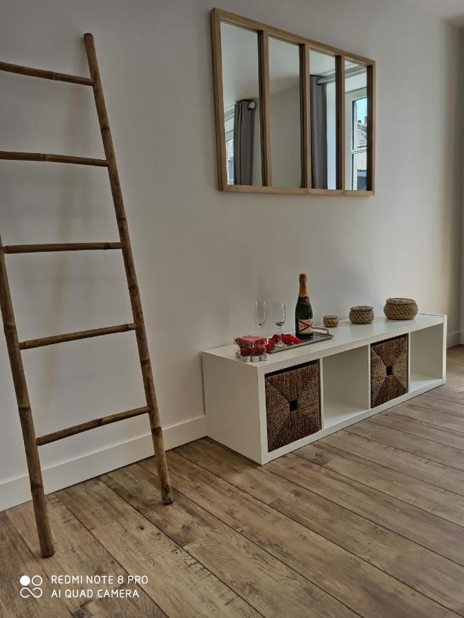 Apartamento Triplex 110 M2 Centre Historique Avec Jacuzzi Dinan Exterior foto