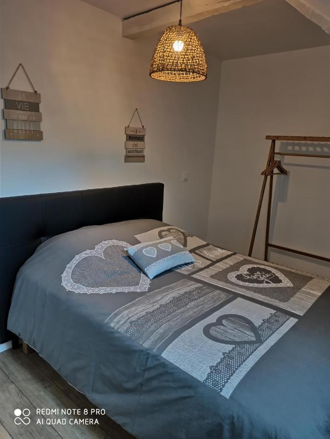 Apartamento Triplex 110 M2 Centre Historique Avec Jacuzzi Dinan Exterior foto