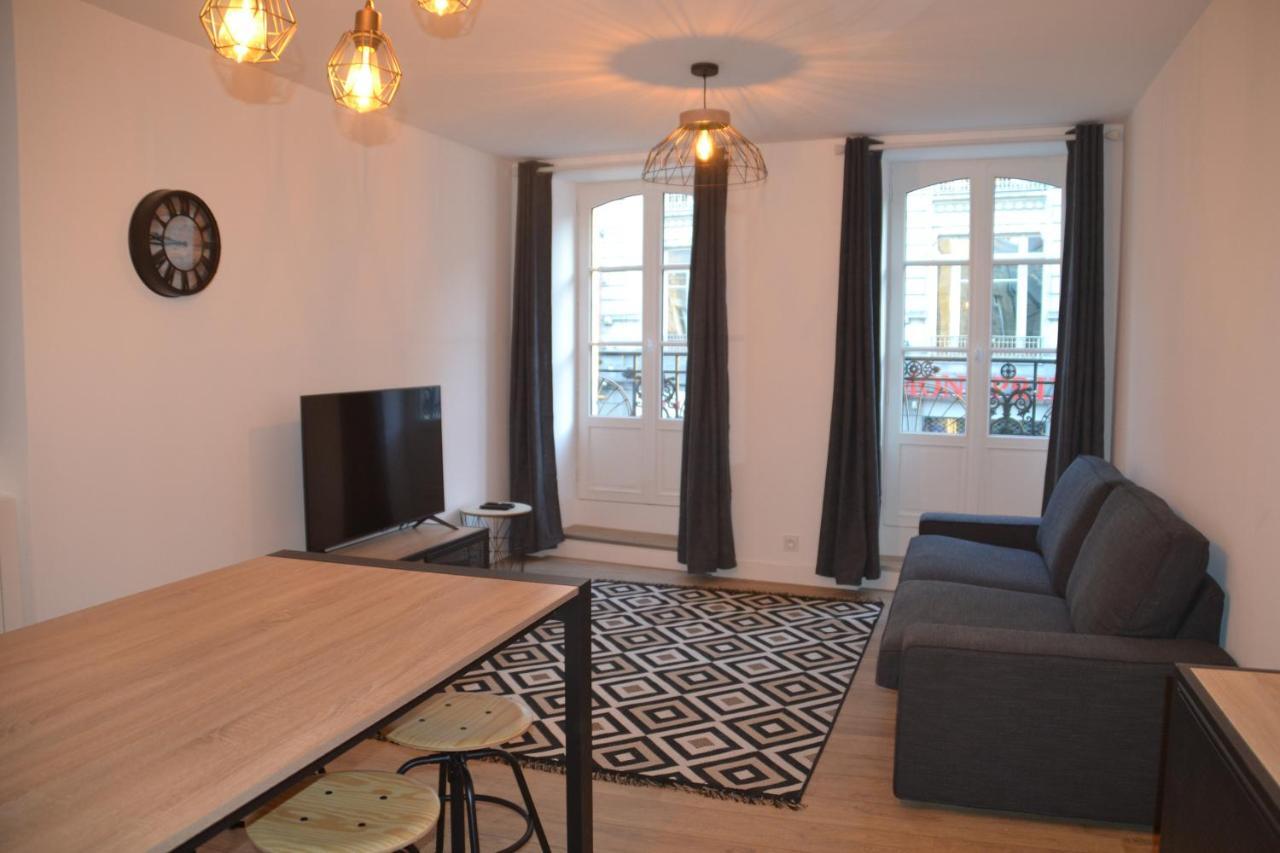 Apartamento Triplex 110 M2 Centre Historique Avec Jacuzzi Dinan Exterior foto