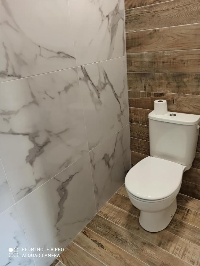 Apartamento Triplex 110 M2 Centre Historique Avec Jacuzzi Dinan Exterior foto