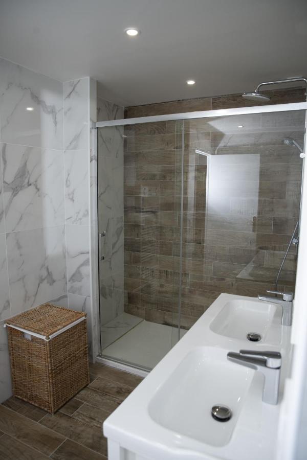 Apartamento Triplex 110 M2 Centre Historique Avec Jacuzzi Dinan Exterior foto