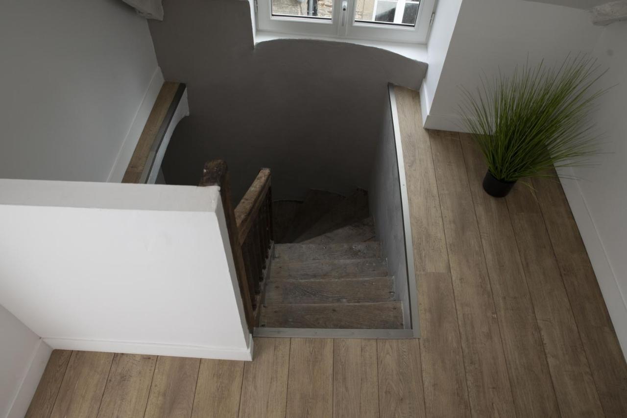 Apartamento Triplex 110 M2 Centre Historique Avec Jacuzzi Dinan Exterior foto